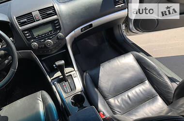 Седан Honda Accord 2003 в 