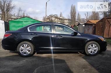 Седан Honda Accord 2012 в Киеве