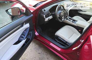 Седан Honda Accord 2018 в 