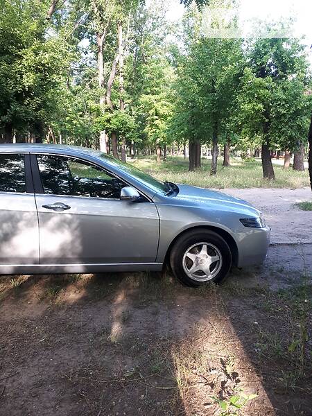 Седан Honda Accord 2004 в Кривому Розі