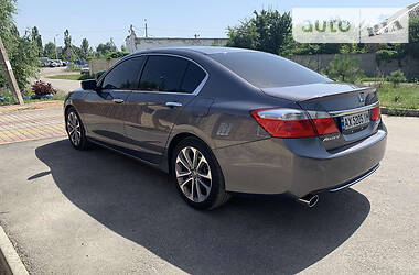 Седан Honda Accord 2014 в Харькове