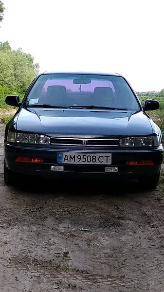 Седан Honda Accord 1994 в Овруче