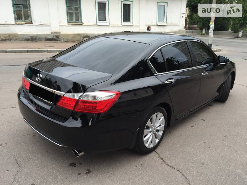 Седан Honda Accord 2013 в Житомирі