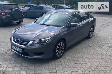 Седан Honda Accord 2014 в Днепре