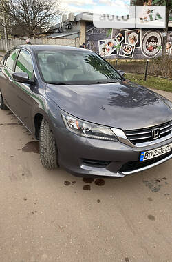 Седан Honda Accord 2014 в Тернополе