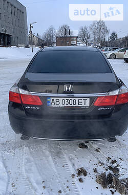 Седан Honda Accord 2013 в Киеве