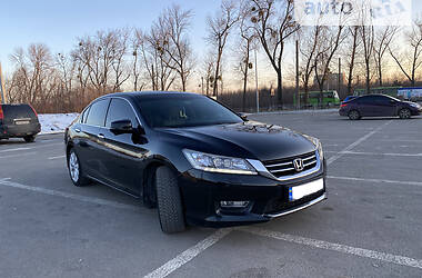 Седан Honda Accord 2013 в Харькове