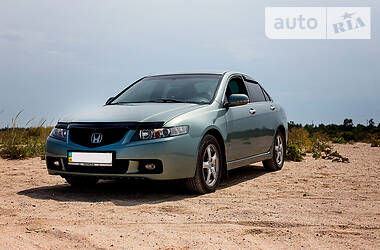 Седан Honda Accord 2003 в Геническе