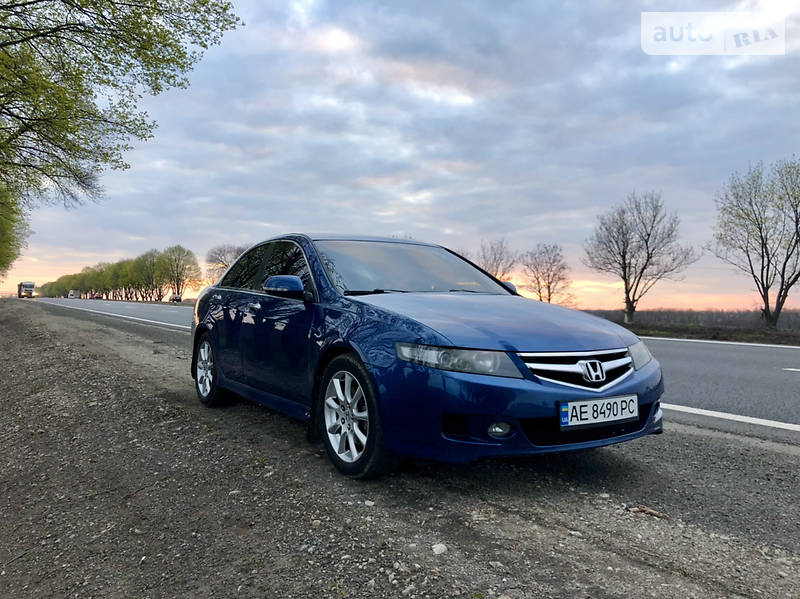 Седан Honda Accord 2006 в Днепре