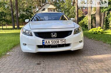 Купе Honda Accord 2008 в Киеве