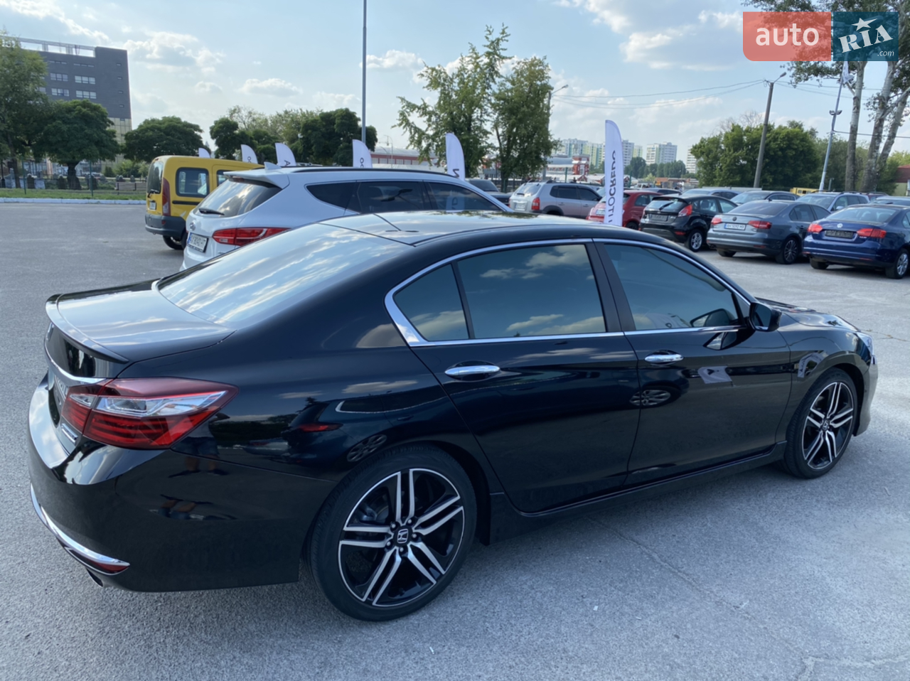 2016 Honda Accord - мініатюра 11