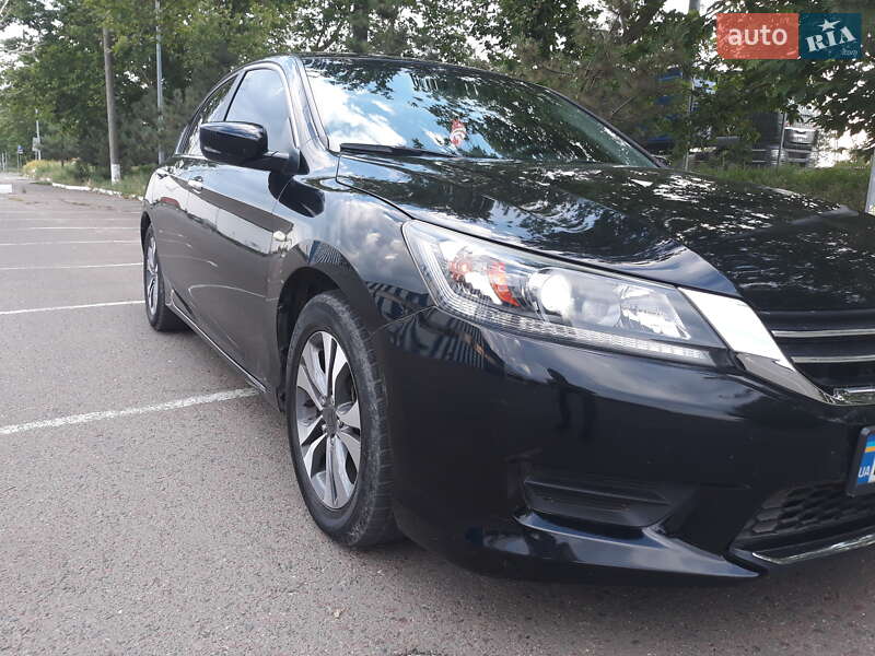 Седан Honda Accord 2013 в Миколаєві