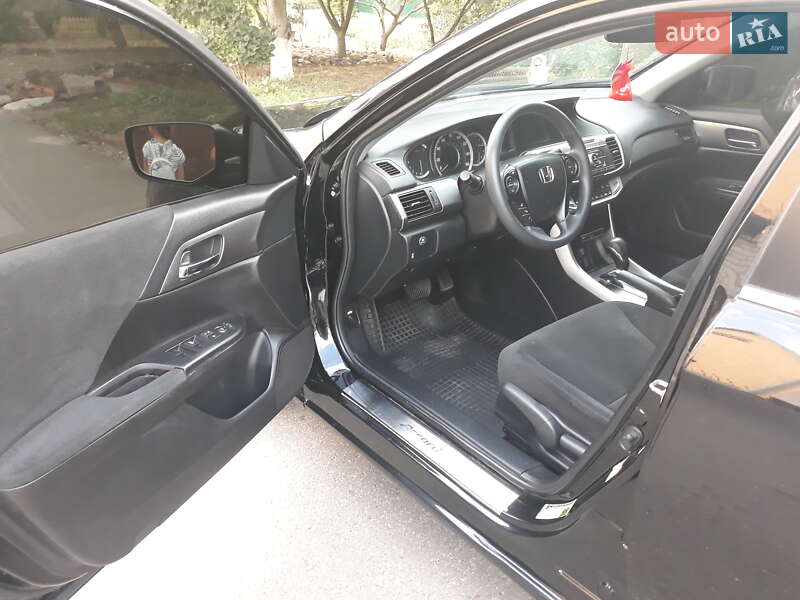 Седан Honda Accord 2013 в Миколаєві