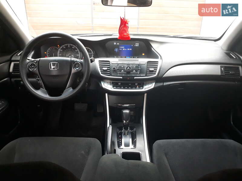 Седан Honda Accord 2013 в Миколаєві