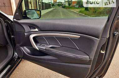 Купе Honda Accord 2009 в 