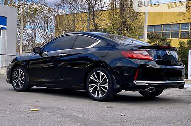 Купе Honda Accord 2017 в 