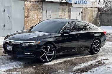 Седан Honda Accord 2018 в 