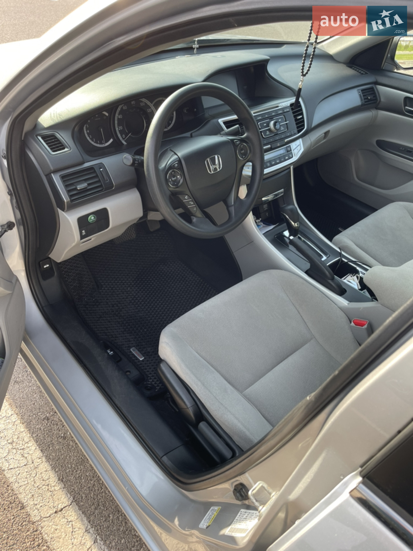 2013 Honda Accord - мініатюра 11