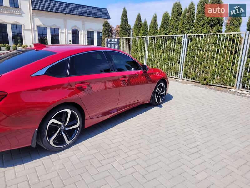 Седан Honda Accord 2017 в Мукачево