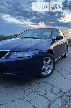 Седан Honda Accord 2004 в Полтаве