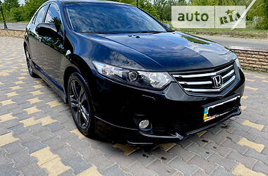 Седан Honda Accord 2010 в Києві