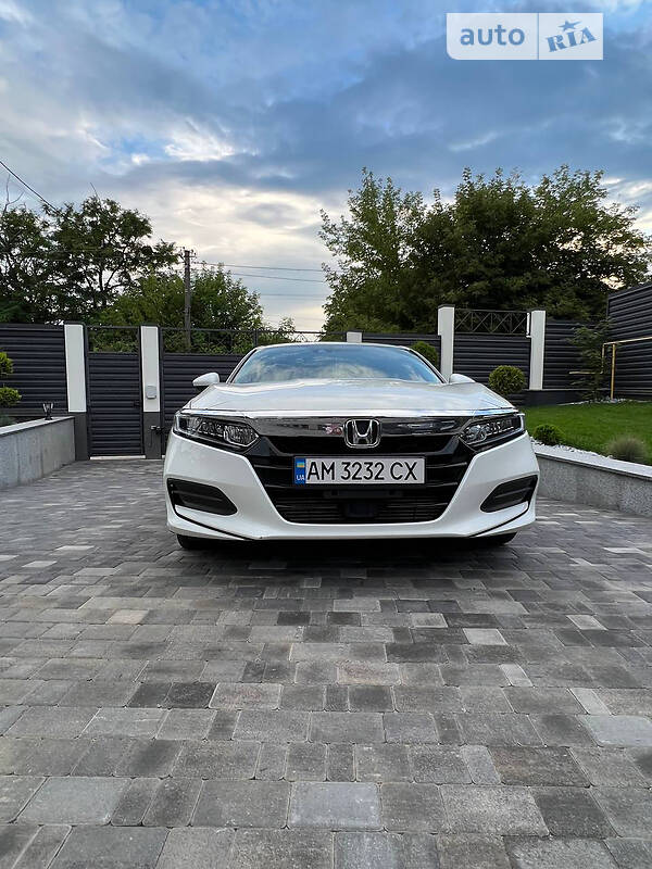 Седан Honda Accord 2019 в Житомире