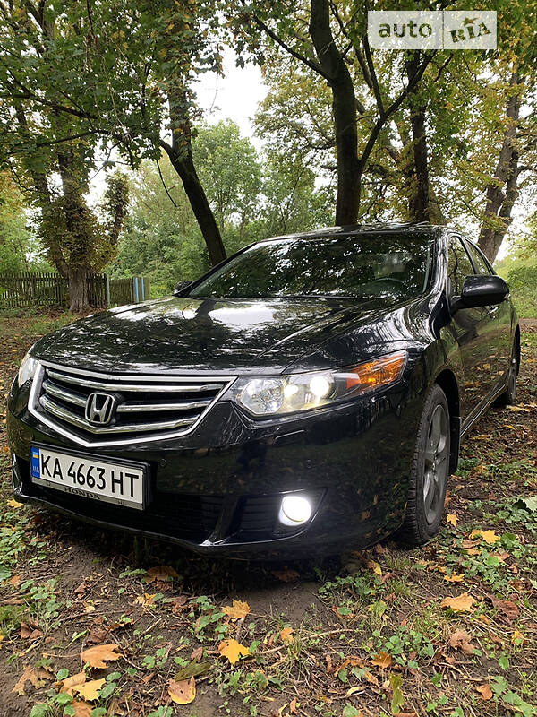 Седан Honda Accord 2008 в Чернигове