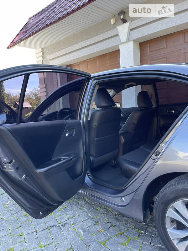 Седан Honda Accord 2015 в Чернівцях фото 13 Седан Honda Accord 2015 в Чернівцях