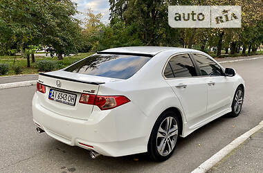 Седан Honda Accord 2012 в 