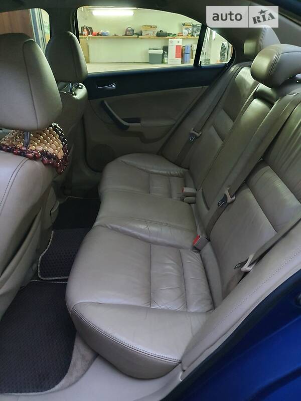 Седан Honda Accord 2004 в Чернигове