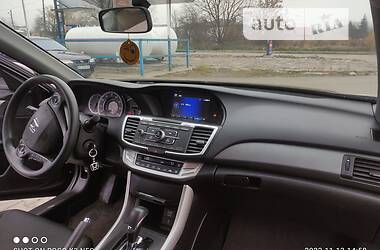 Седан Honda Accord 2015 в Дрогобичі