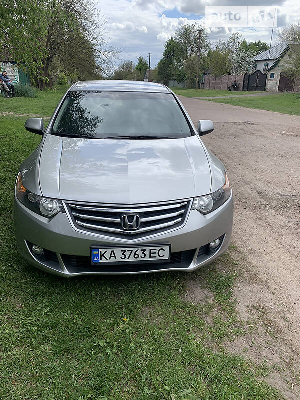 Седан Honda Accord 2008 в Киеве