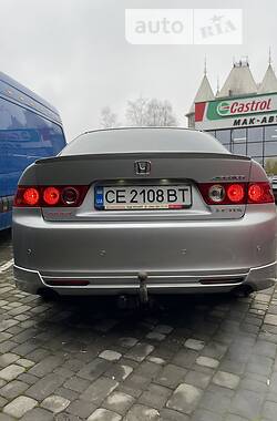 Седан Honda Accord 2006 в Чернівцях