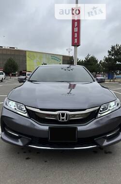 Купе Honda Accord 2016 в 