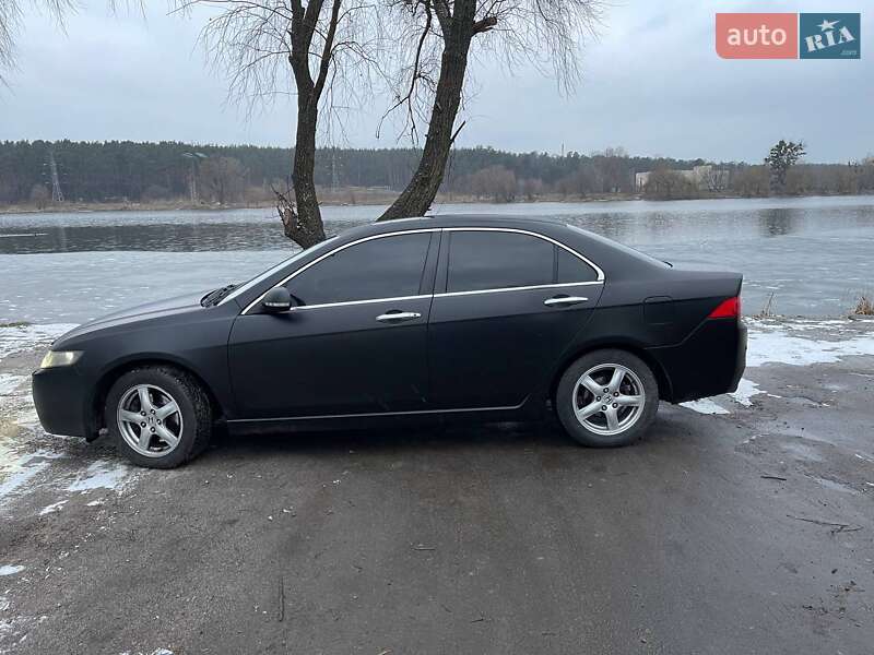 Седан Honda Accord 2005 в Киеве