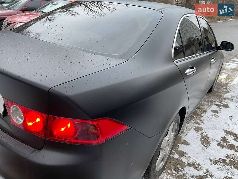 Седан Honda Accord 2005 в Киеве