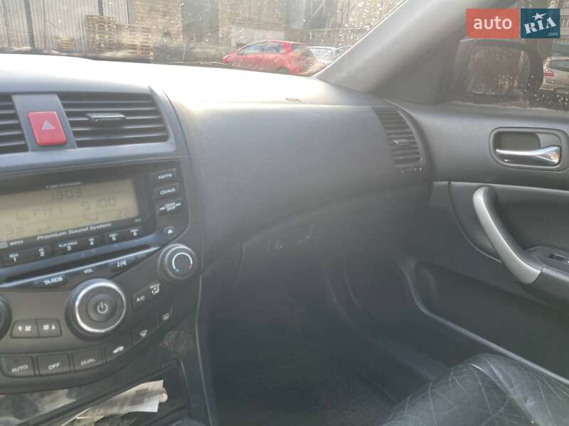 Седан Honda Accord 2005 в Киеве