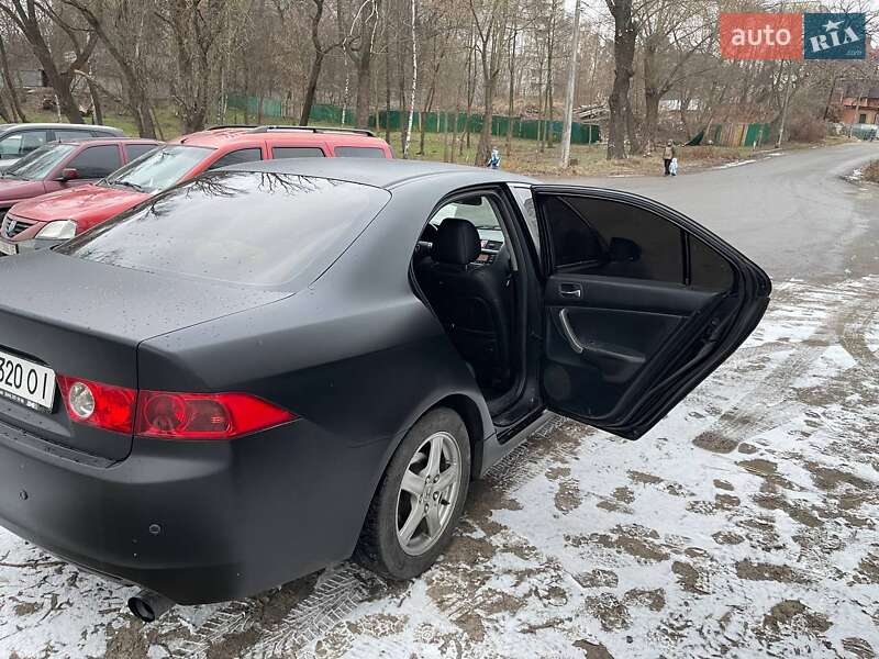 Седан Honda Accord 2005 в Киеве