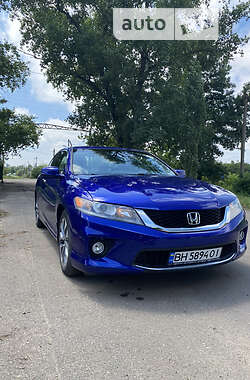 Купе Honda Accord 2013 в 