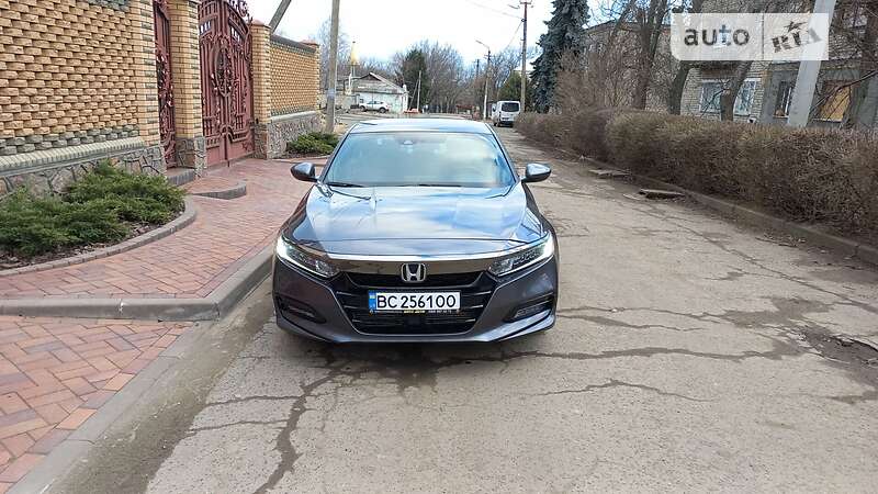 Седан Honda Accord 2018 в Николаеве