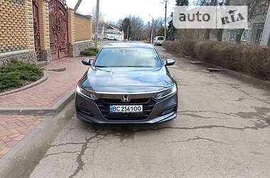 Седан Honda Accord 2018 в 