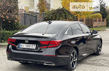 Седан Honda Accord 2018 в 