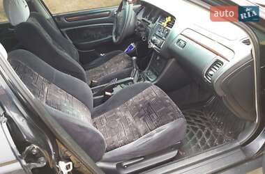 Лифтбек Honda Accord 1999 в Чернигове