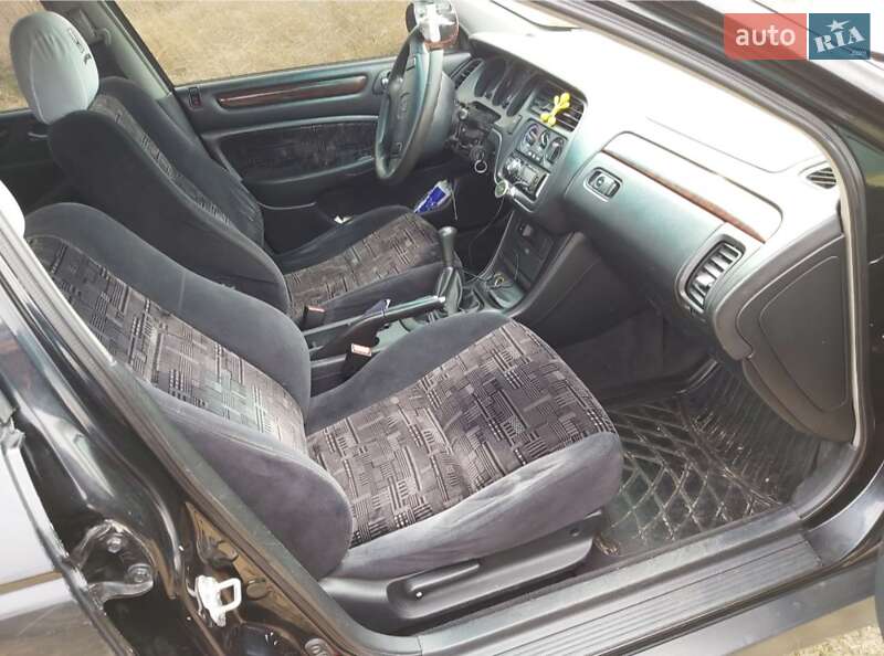 Ліфтбек Honda Accord 1999 в Чернігові