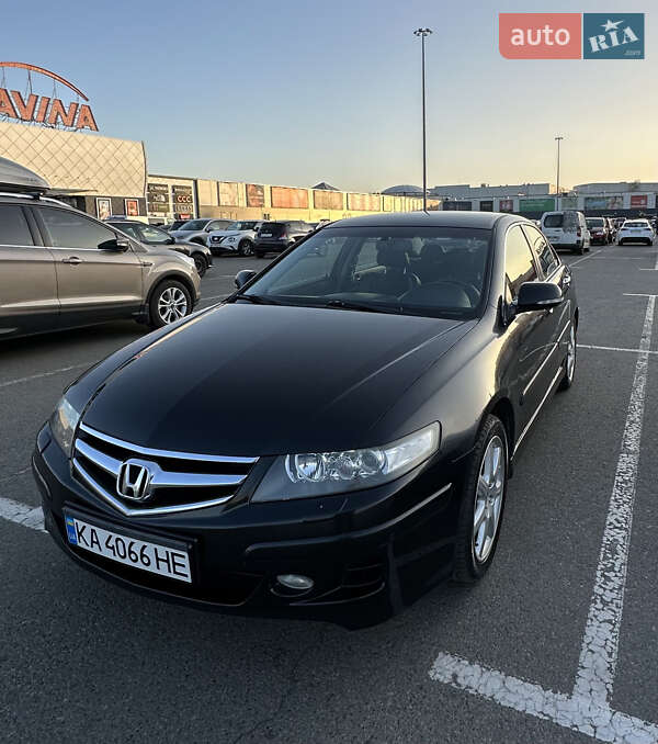 Седан Honda Accord 2006 в Киеве