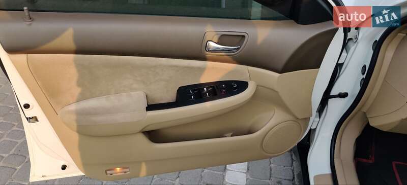 Седан Honda Accord 2006 в Львове