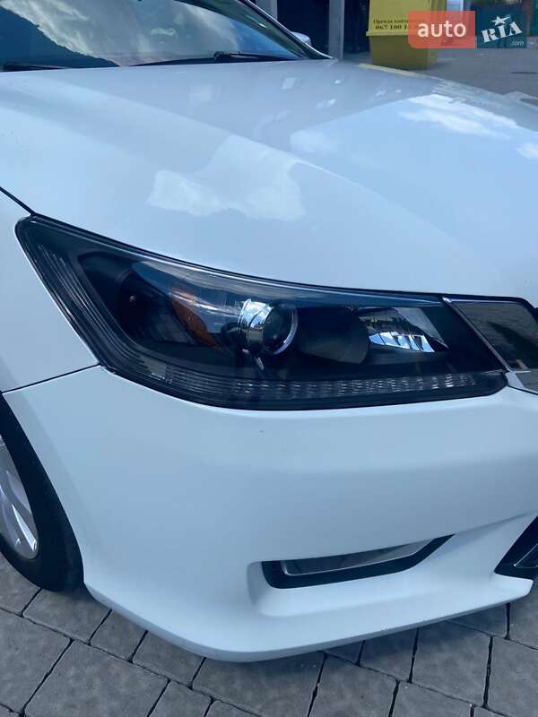 Седан Honda Accord 2014 в Шептицькому