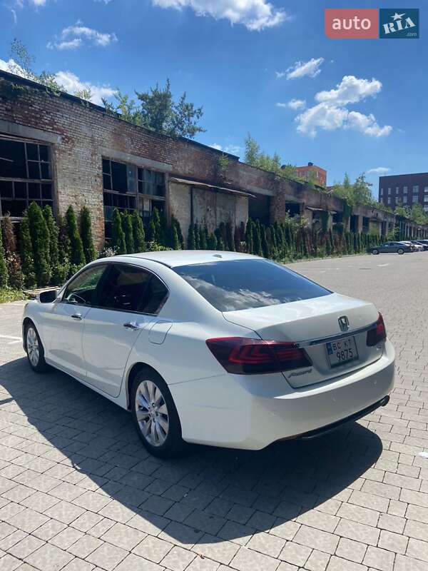 Седан Honda Accord 2014 в Шептицькому