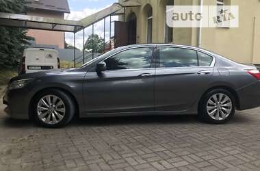 Седан Honda Accord 2014 в 