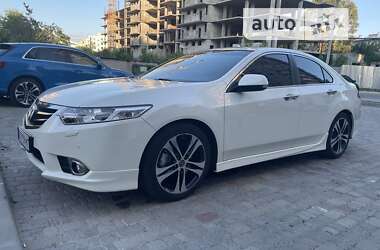 Седан Honda Accord 2011 в 